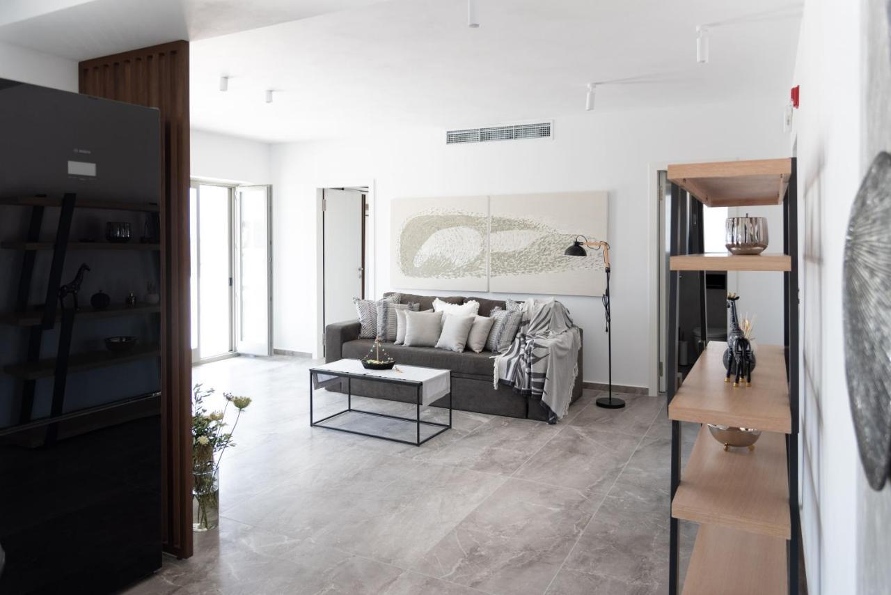 Golden Bay Luxury Villas And Suites Chrisi Akti  Exterior foto